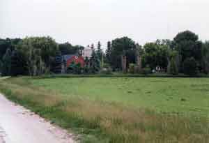 picture of Grover and Carol (Staats) Braun Farm, 1999