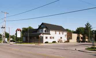 Main and Broadwary looking north in 1999